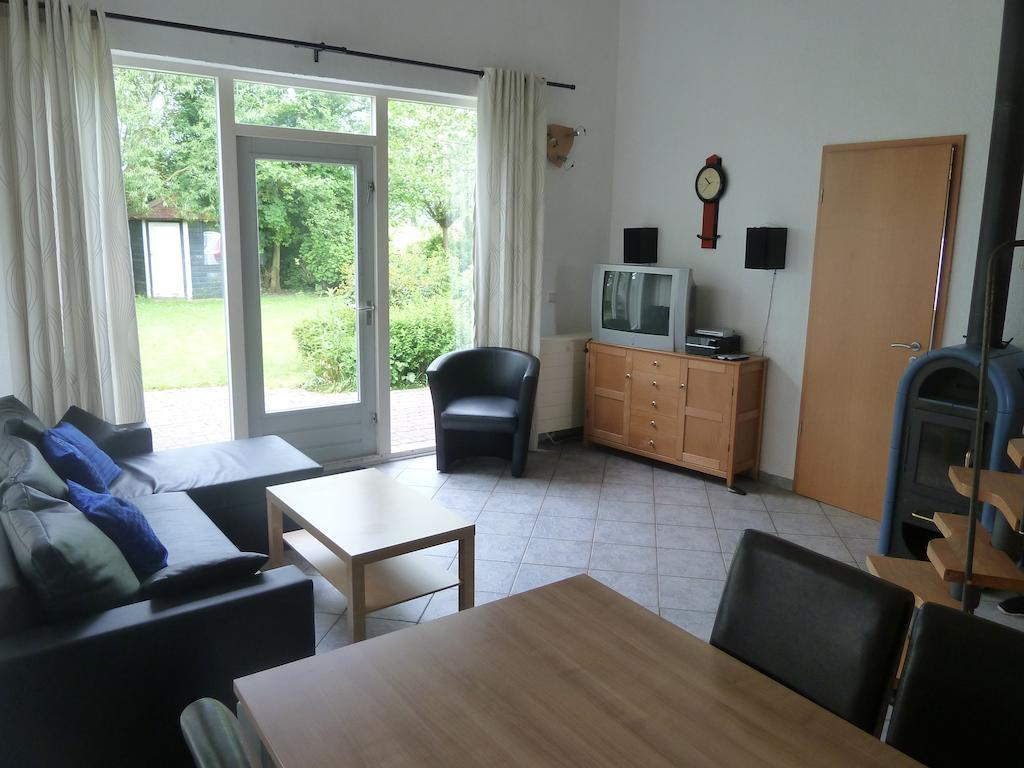 Ferienhaus Lisakowski Warmenhuizen Cameră foto